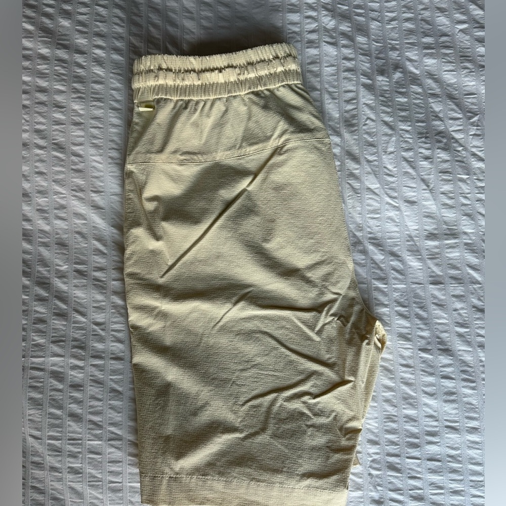 Lululemon bowline ripstop shorts